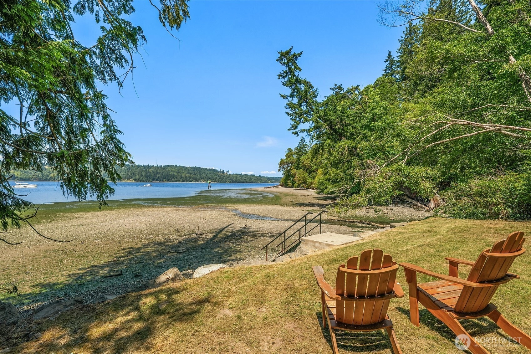 16305 Crescent Dr SW Vashon WA 98070