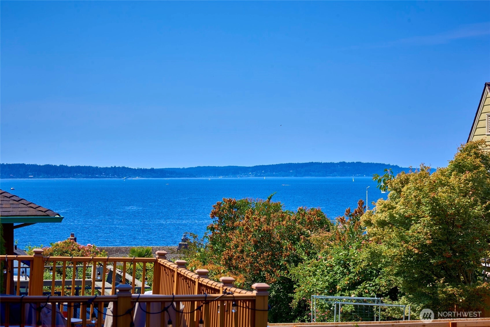 2410 NW Neptune Pl Unit  Seattle WA 98117