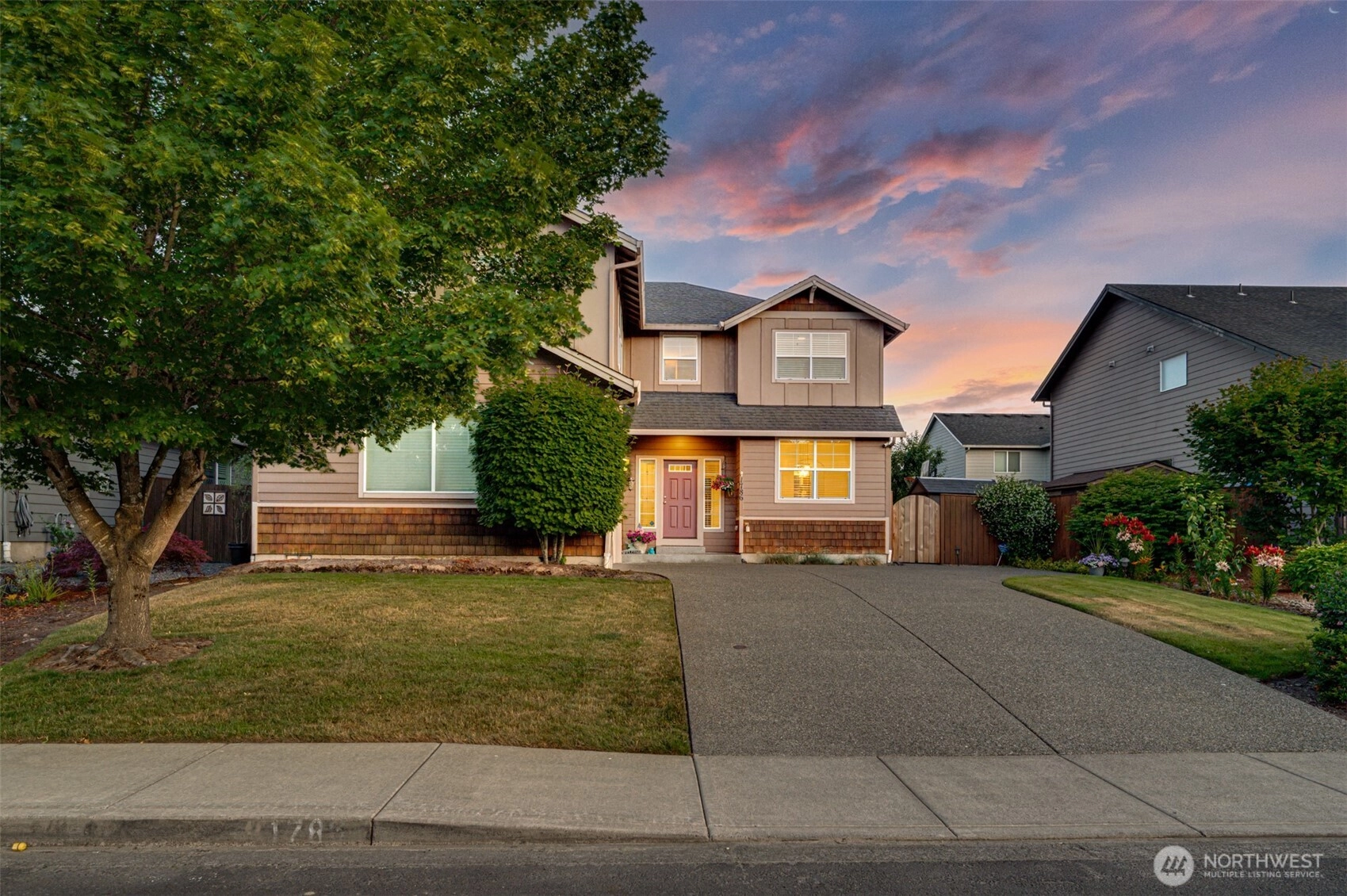 1786 Clatsop St Woodland WA 98674
