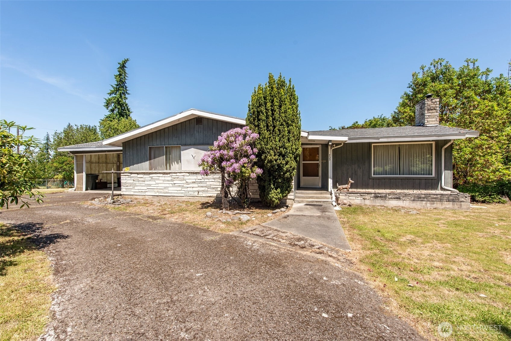 723 W 15th St Port Angeles WA 98363