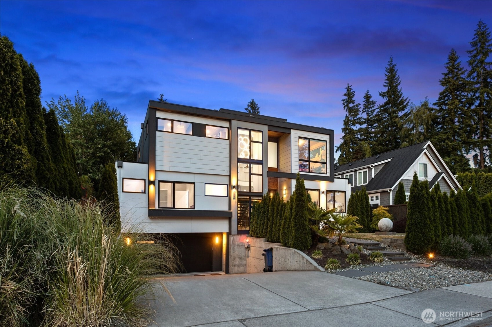 3108 92nd Ave NE Clyde Hill WA 98004