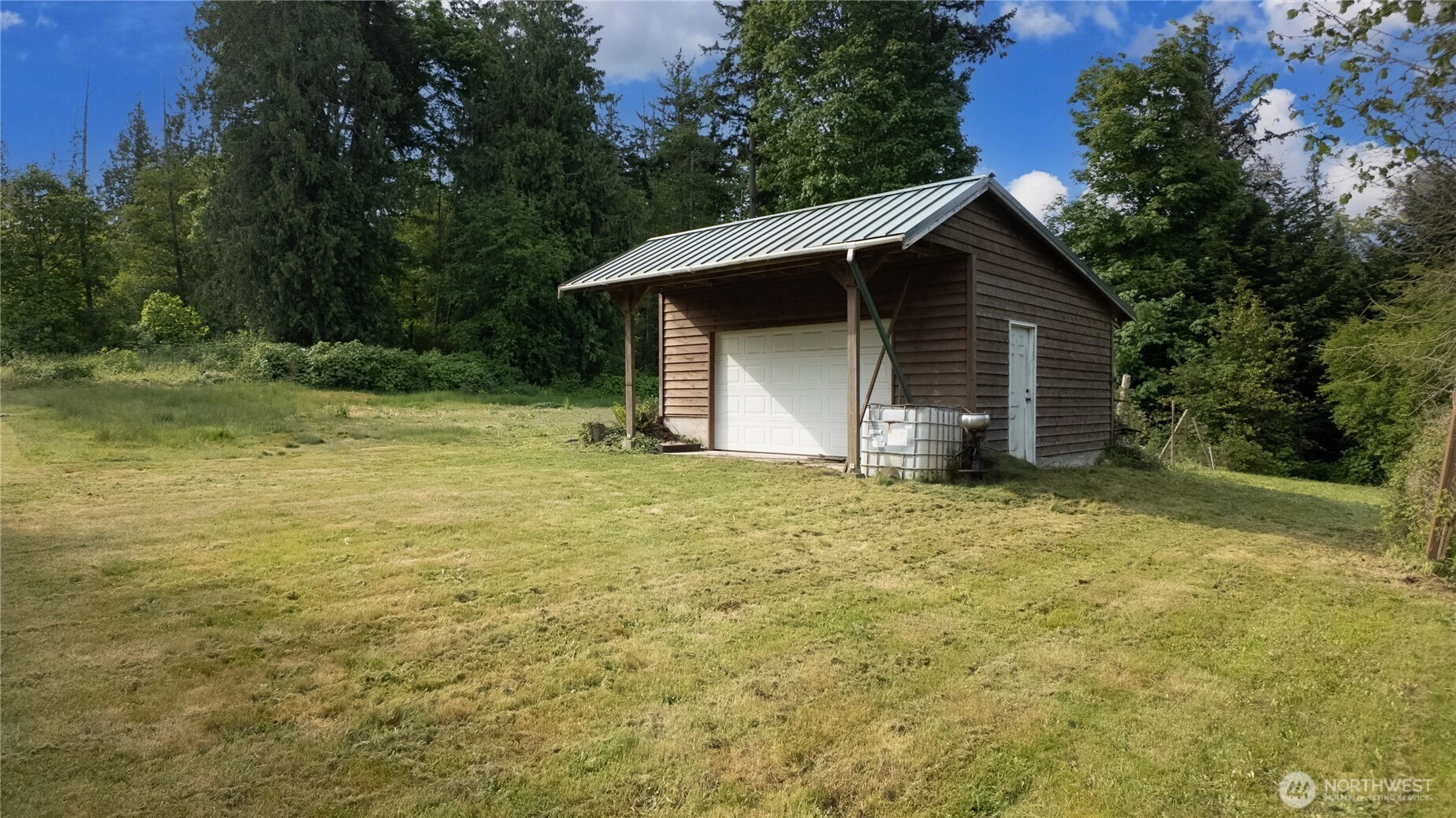 70 Saratoga Dr Hat Island WA 98206
