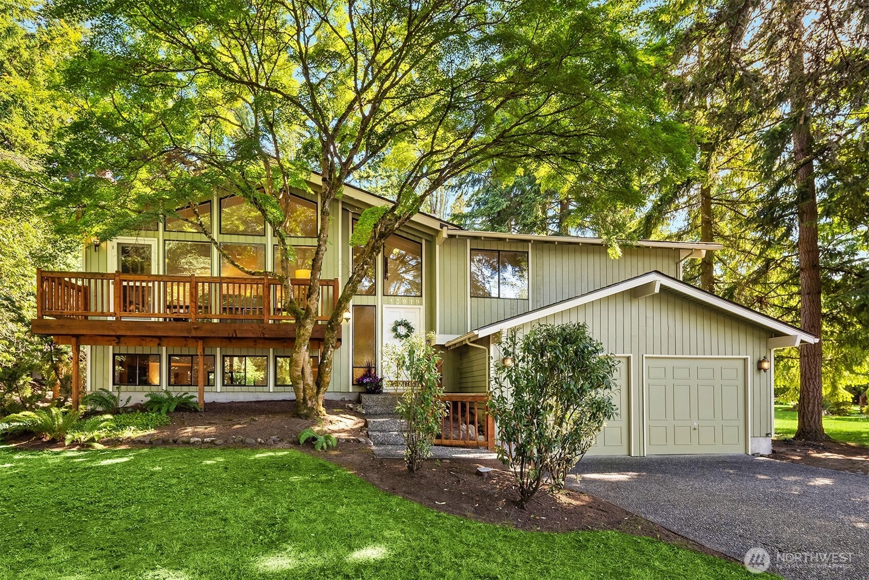 13919 SE 3rd Pl Bellevue WA 98005