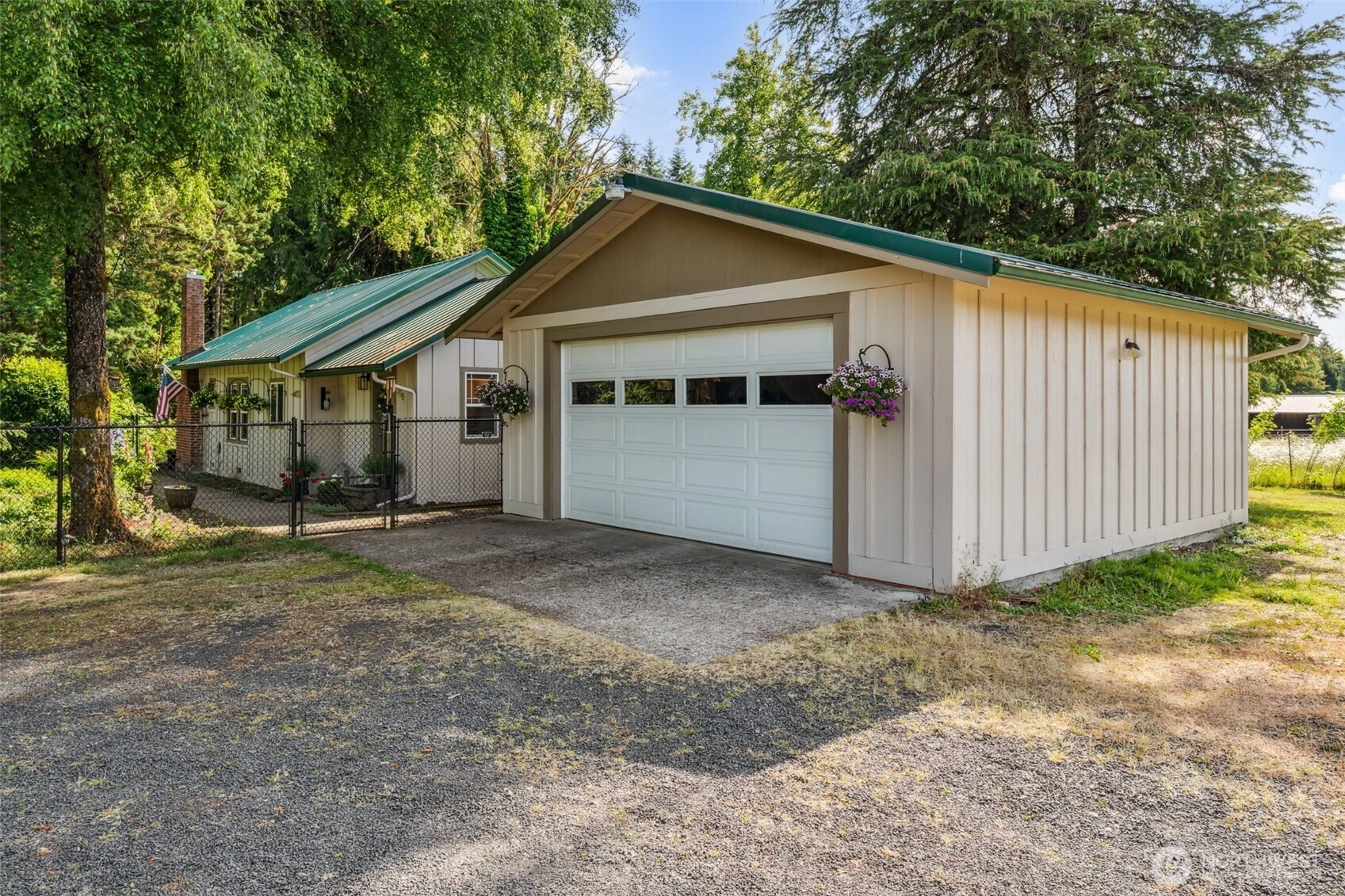 3381 Centralia Alpha Rd Onalaska WA 98570