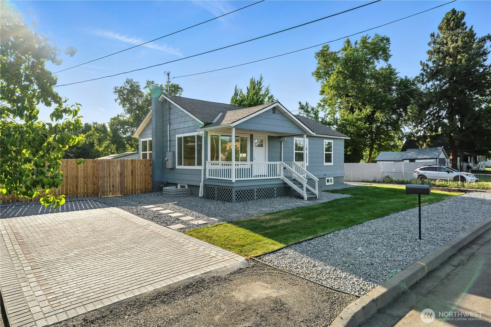 222 SW Davis Ave College Place WA 99324