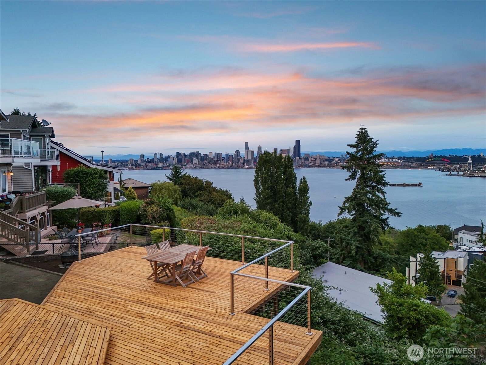 1634 Palm Ave SW Seattle WA 98116