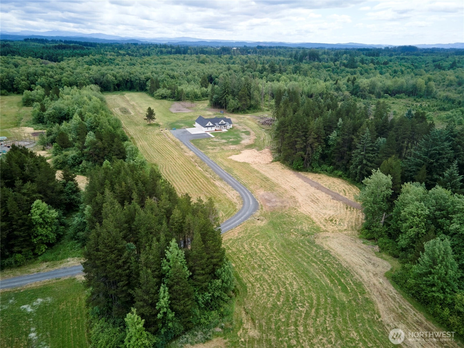 161 Lacamas Ln Unit  Winlock WA 98596