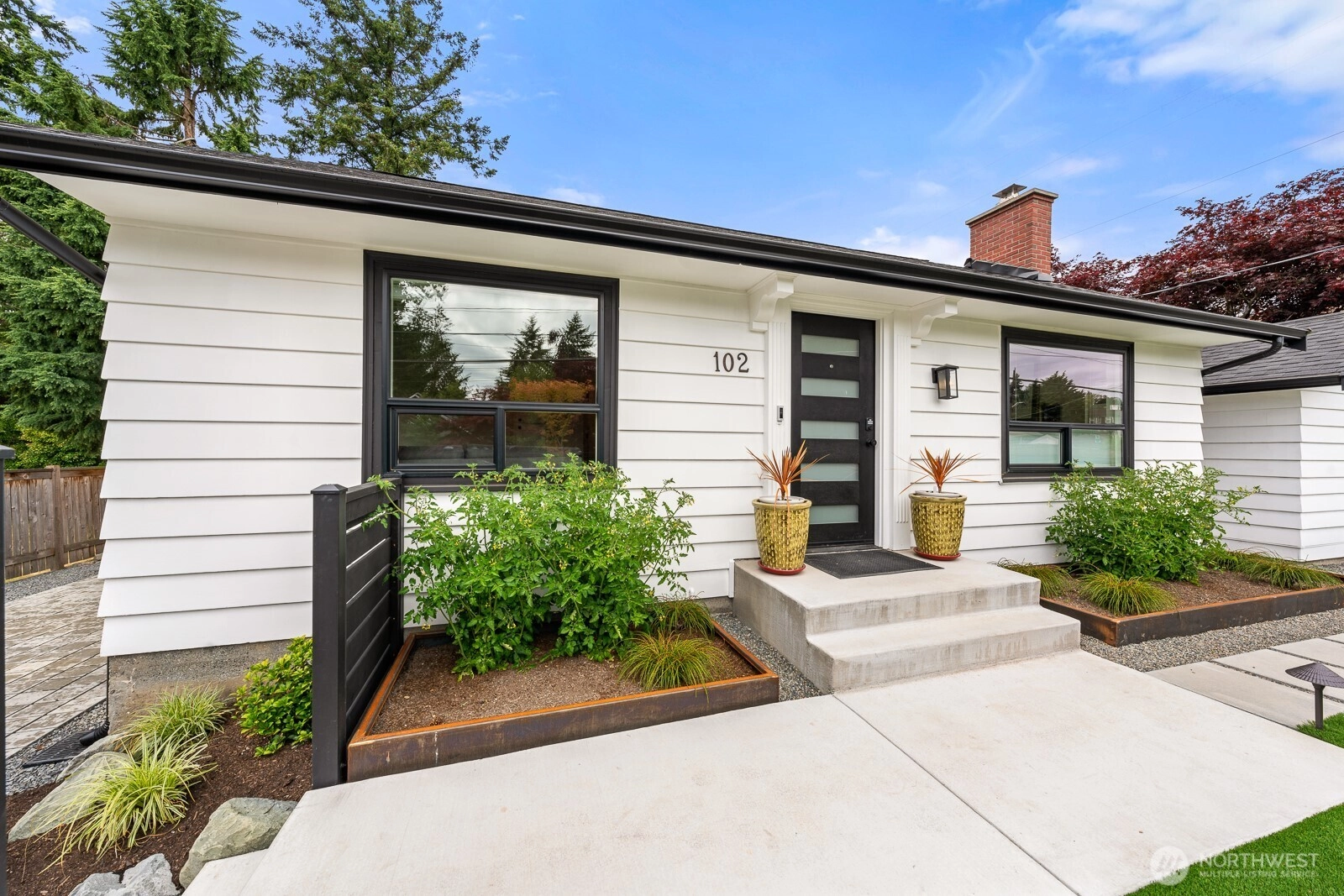 102 NW 132nd St Seattle WA 98177