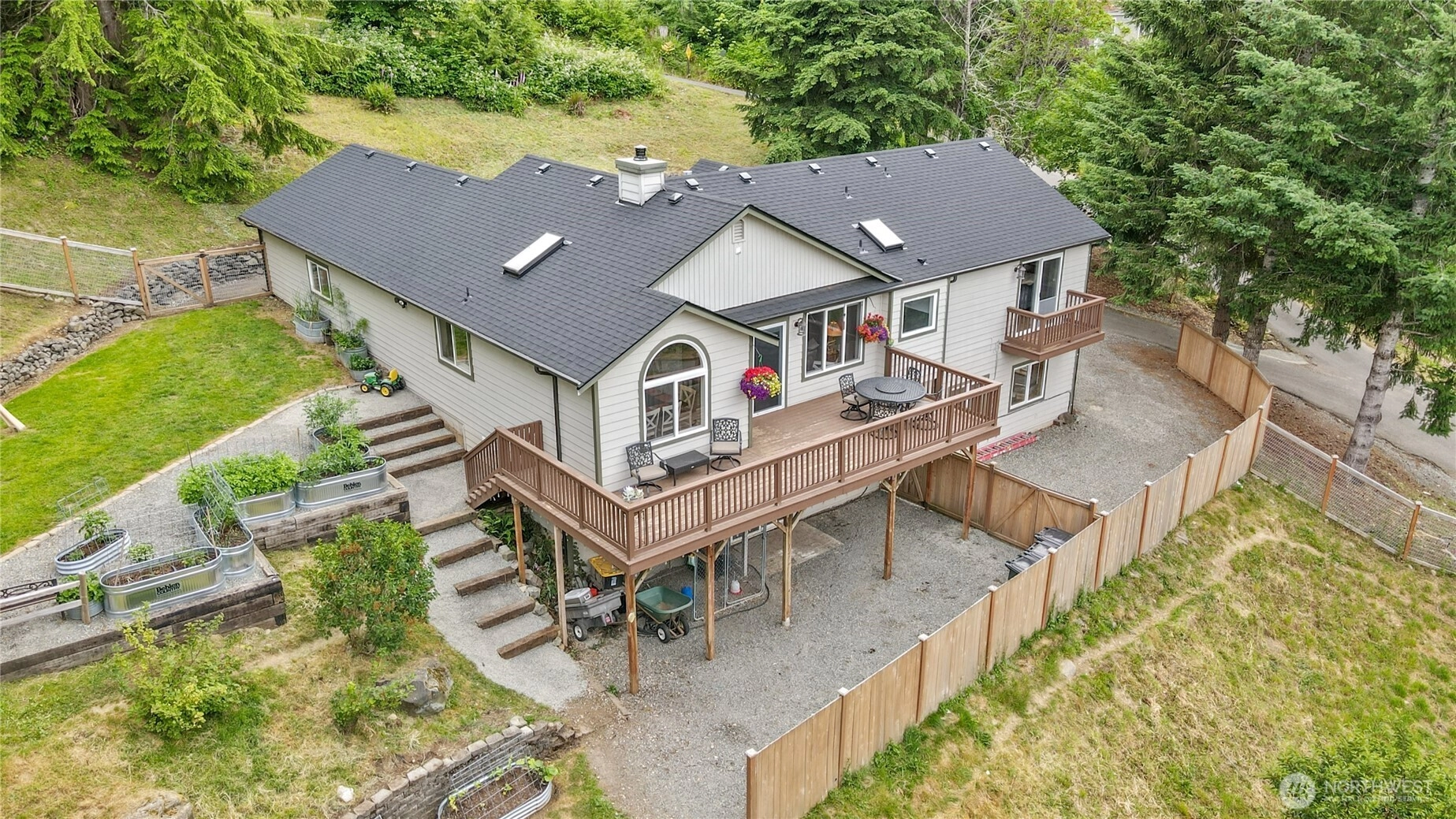 26045 Landsburg Rd SE Ravensdale WA 98051