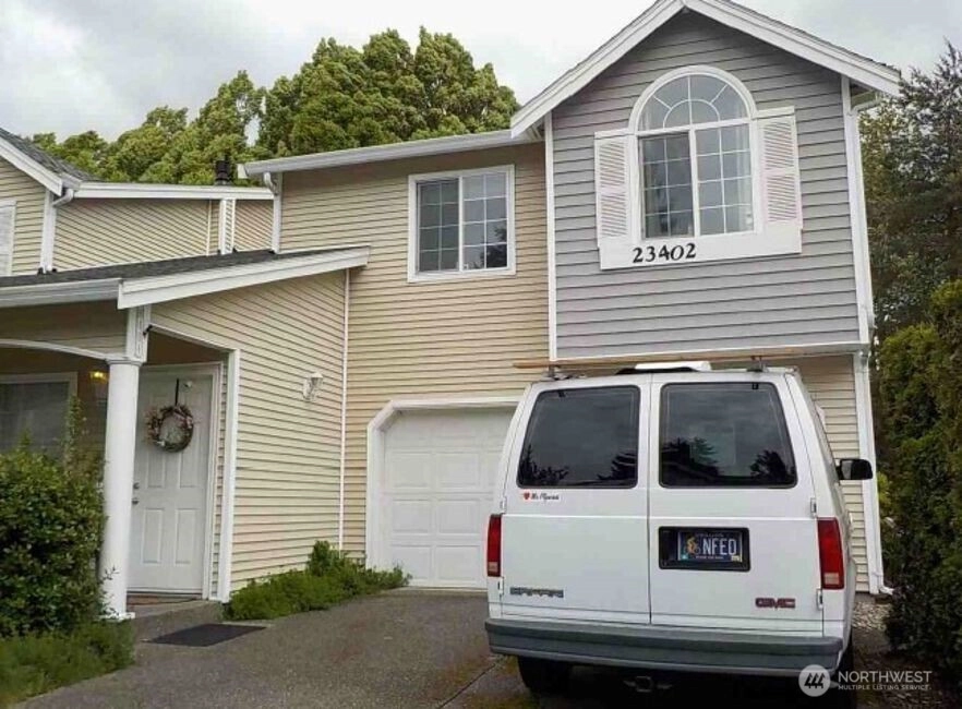 23402 62nd Ave S Kent WA 98032