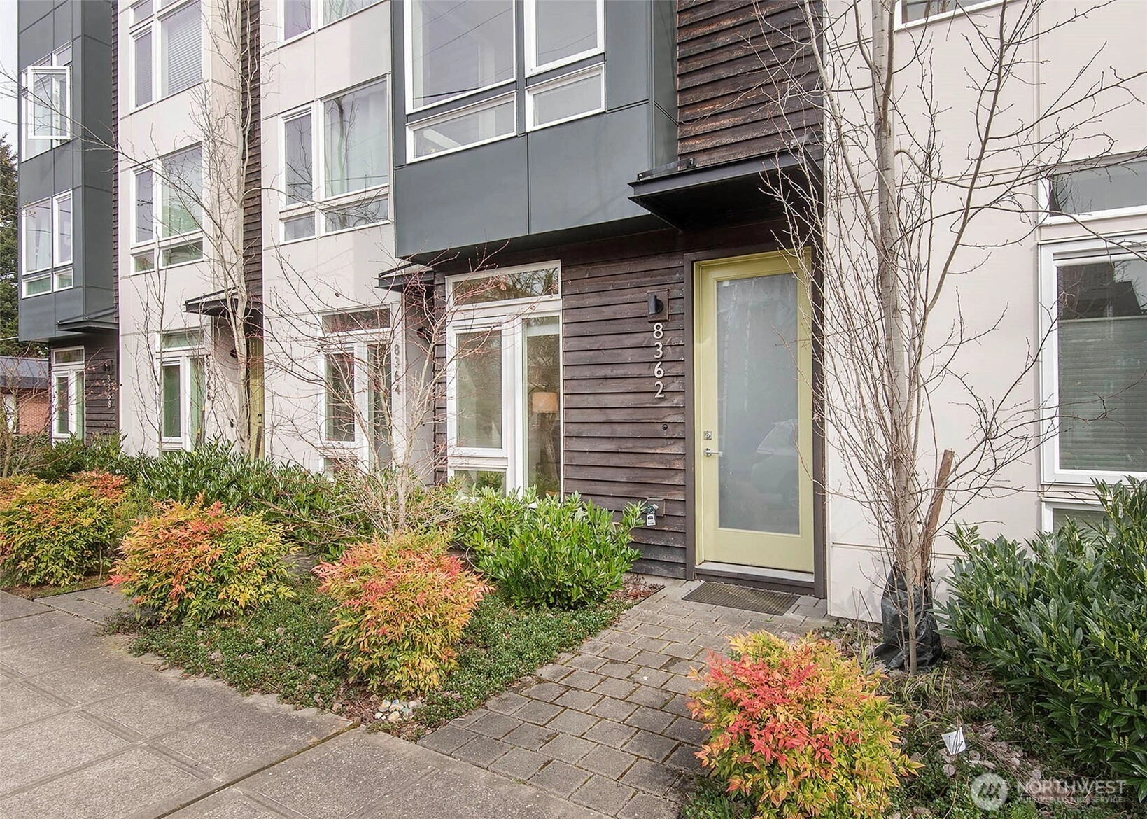 8362 12th Ave NW Unit  Seattle WA 98117