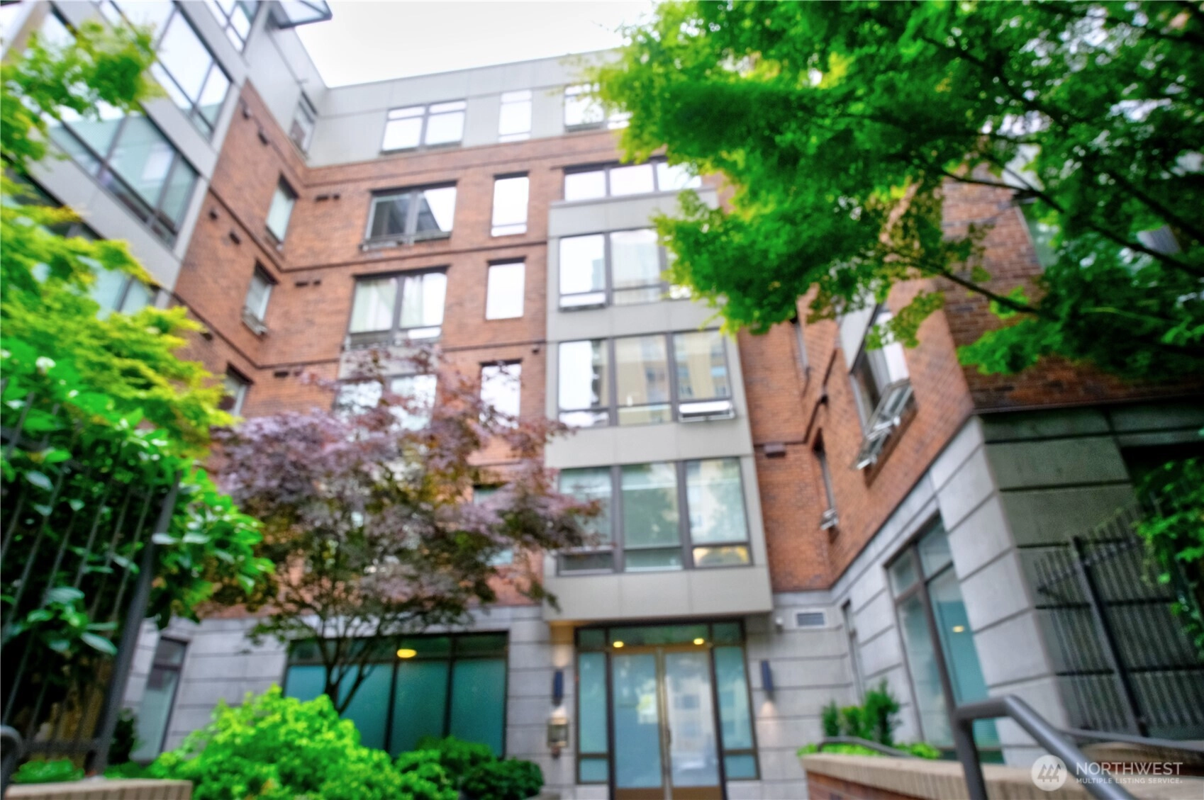 4547 8 Ave NE Unit 209 Unit 209 Seattle WA 98105