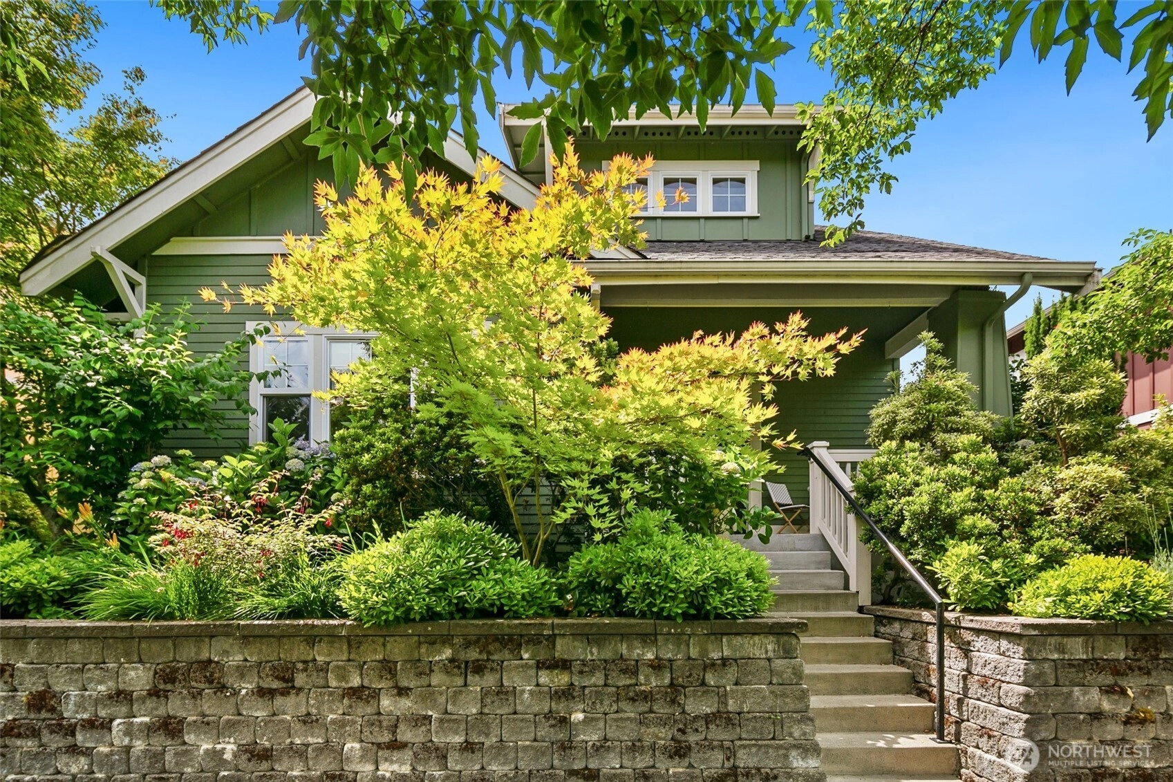 5933 31st Ave SW Seattle WA 98126