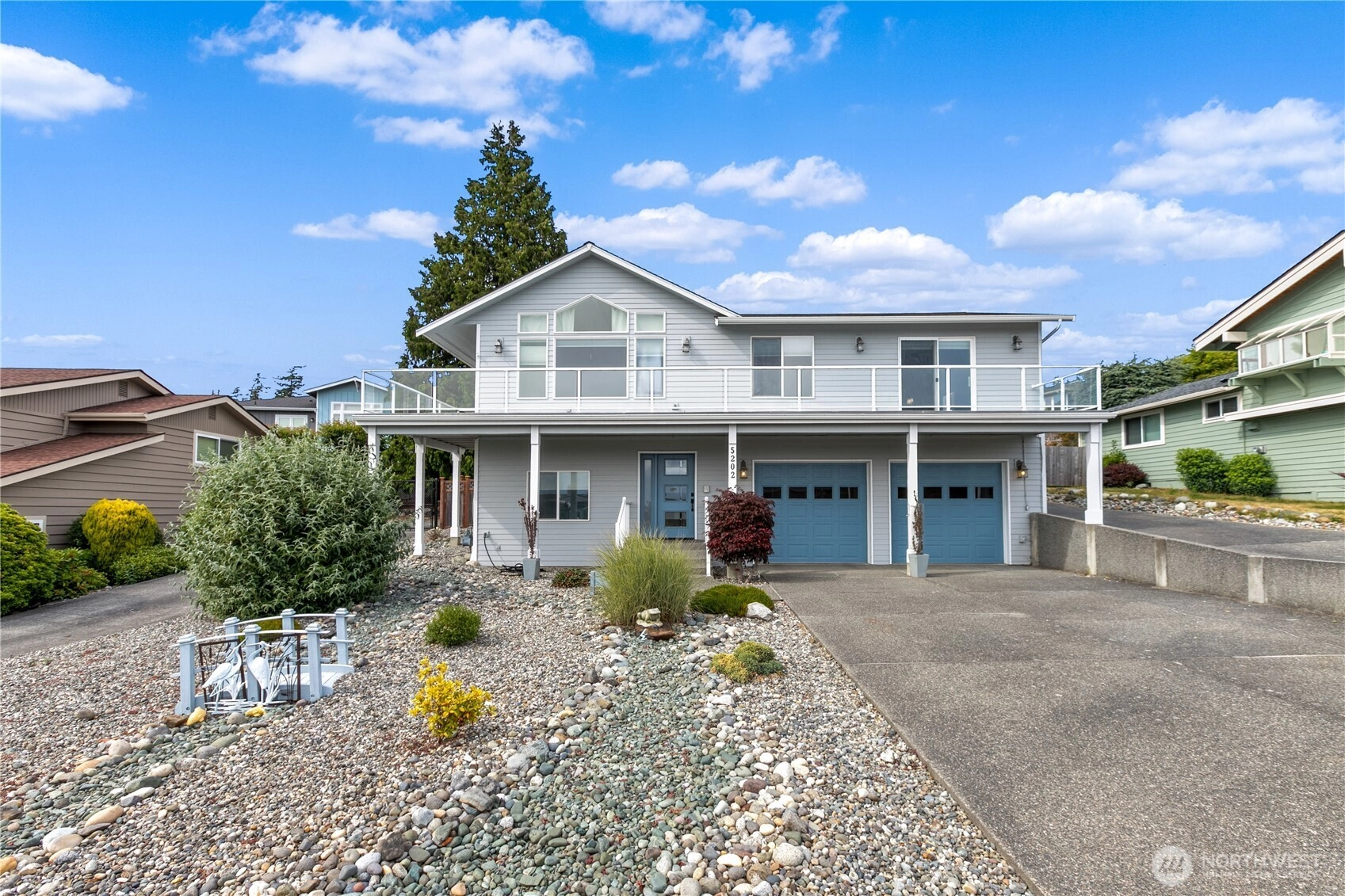 5202 Sterling Dr Anacortes WA 98221