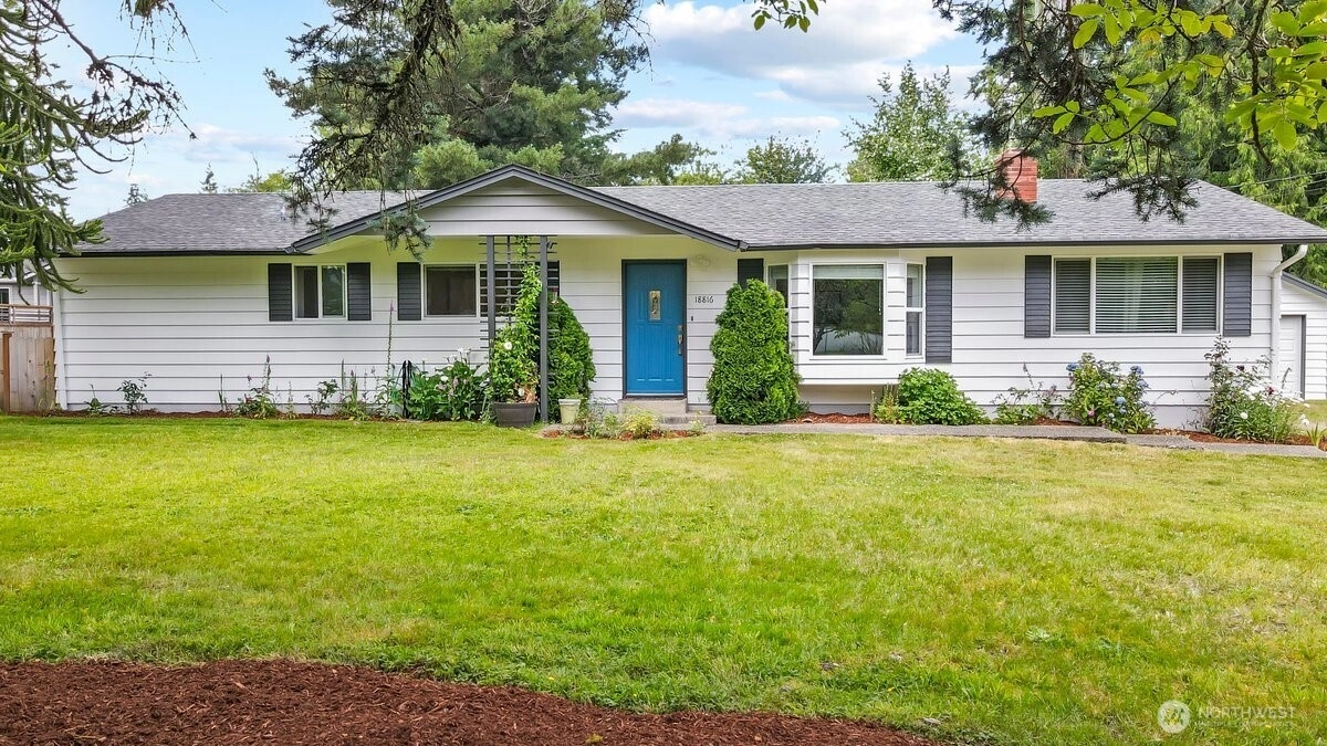 18816 SE 213th St Unit  Renton WA 98058