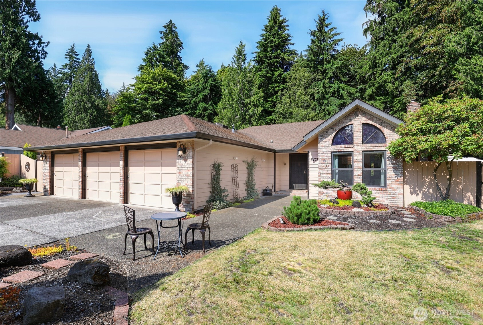 6425 Miner Dr SW Tumwater WA 98512