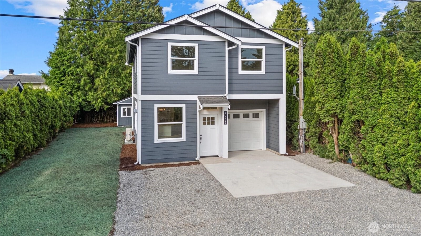 4955 Henley St Blaine WA 98230