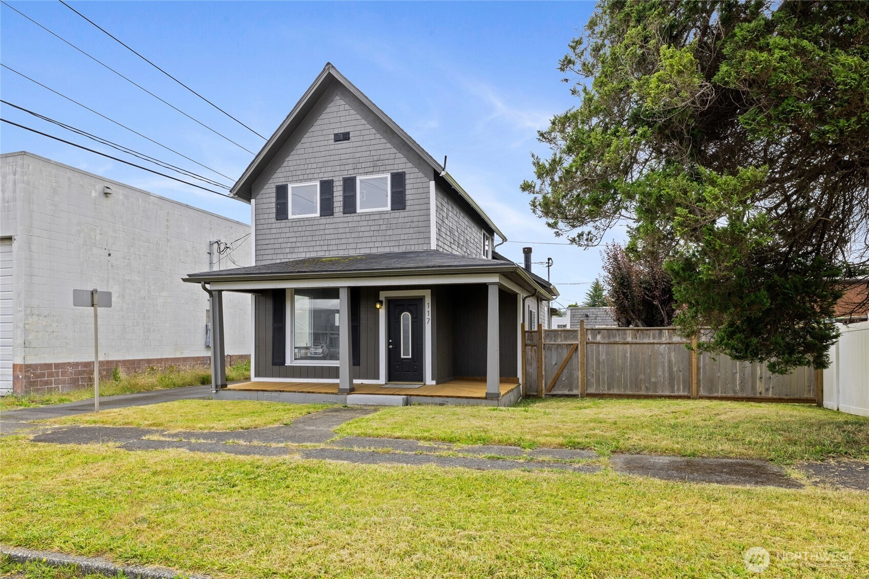 117 G St Cosmopolis WA 98537