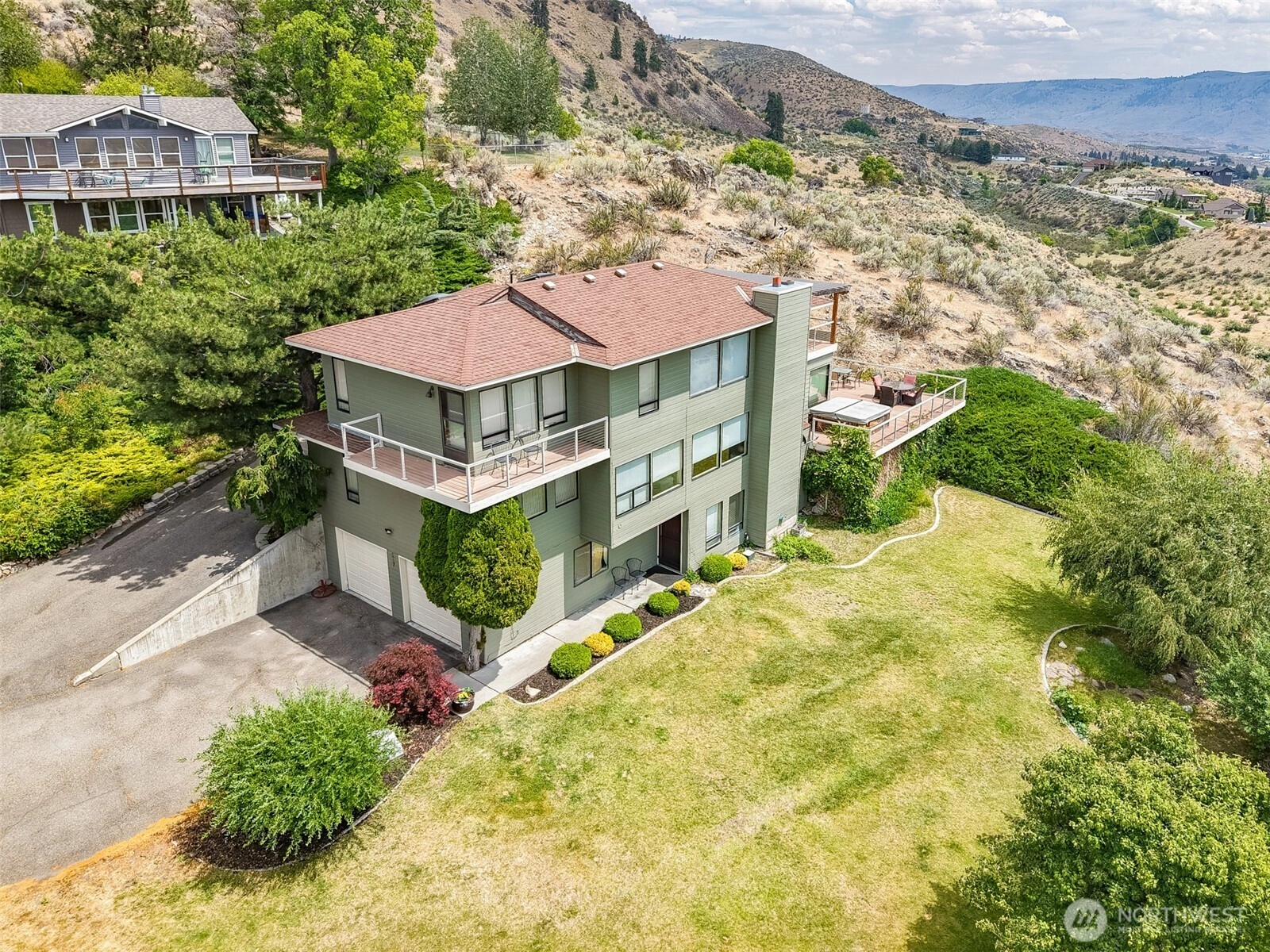 217 Pinnacle Pl Unit  Chelan WA 98816