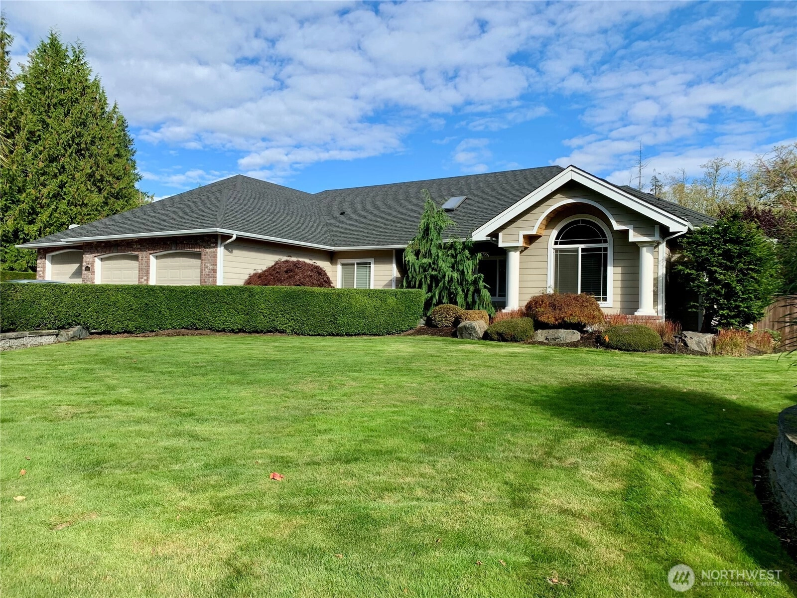 11915 NE 4th Ave Tulalip WA 98271