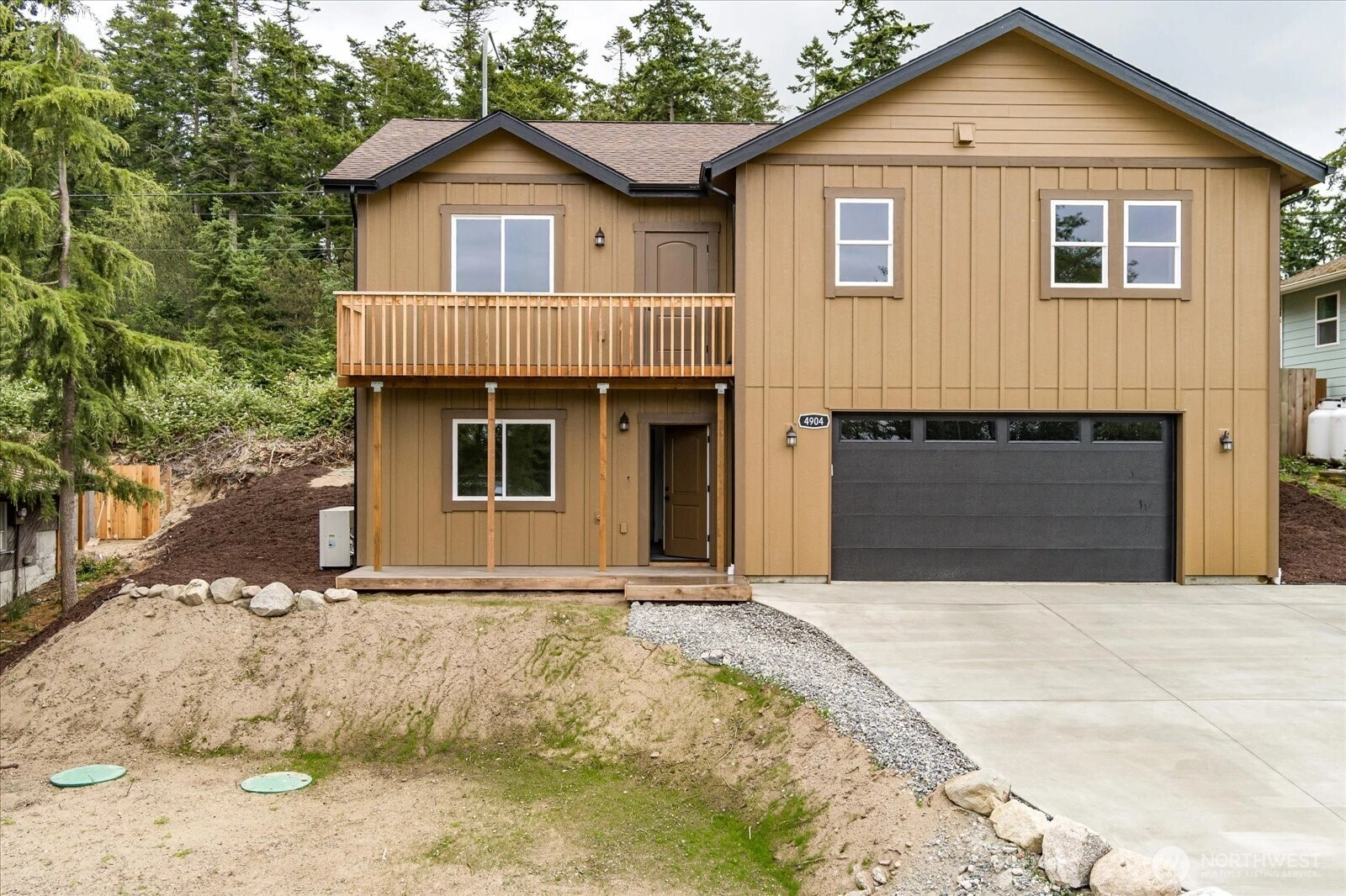 4904 Deception Cir Unit  Oak Harbor WA 98277