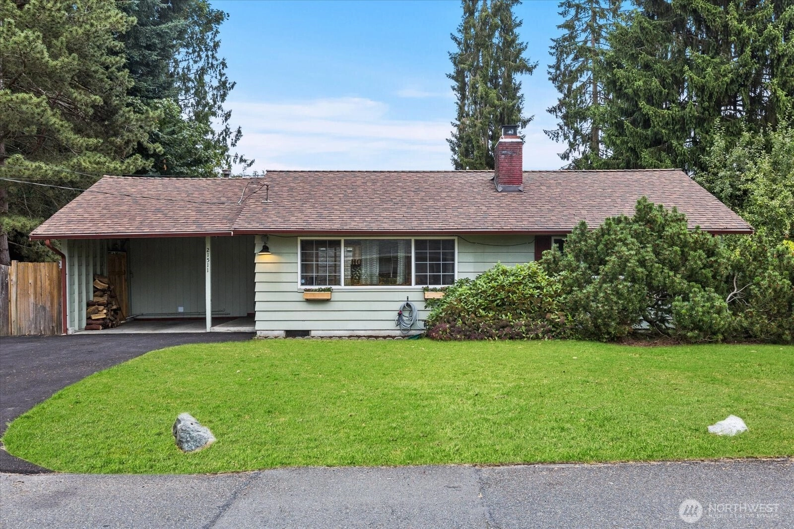 21511 54th Pl W Mountlake Terrace WA 98043