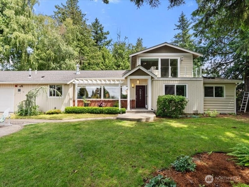 135 SW 192nd St Normandy Park WA 98166
