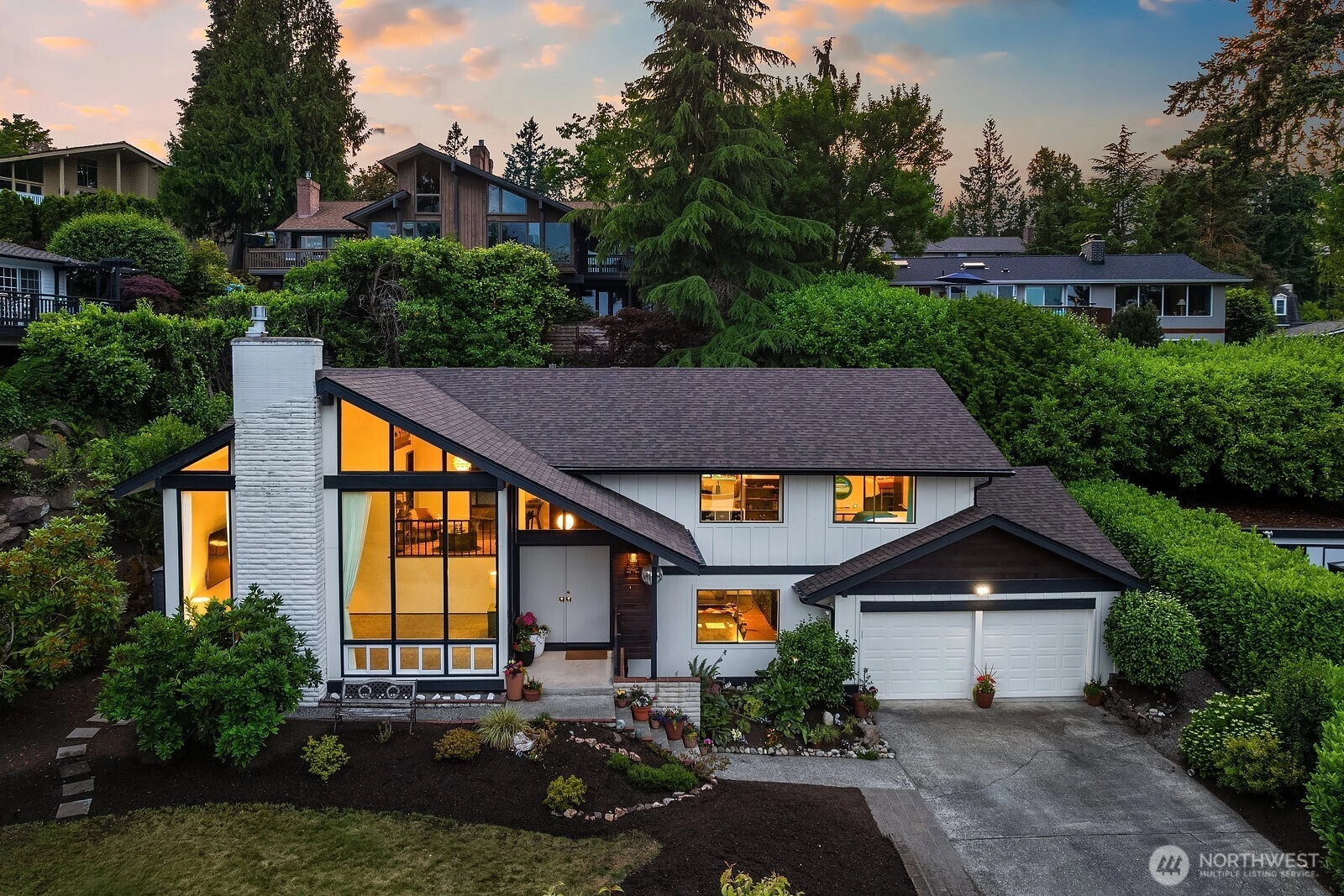 845 179th Pl NE Bellevue WA 98008