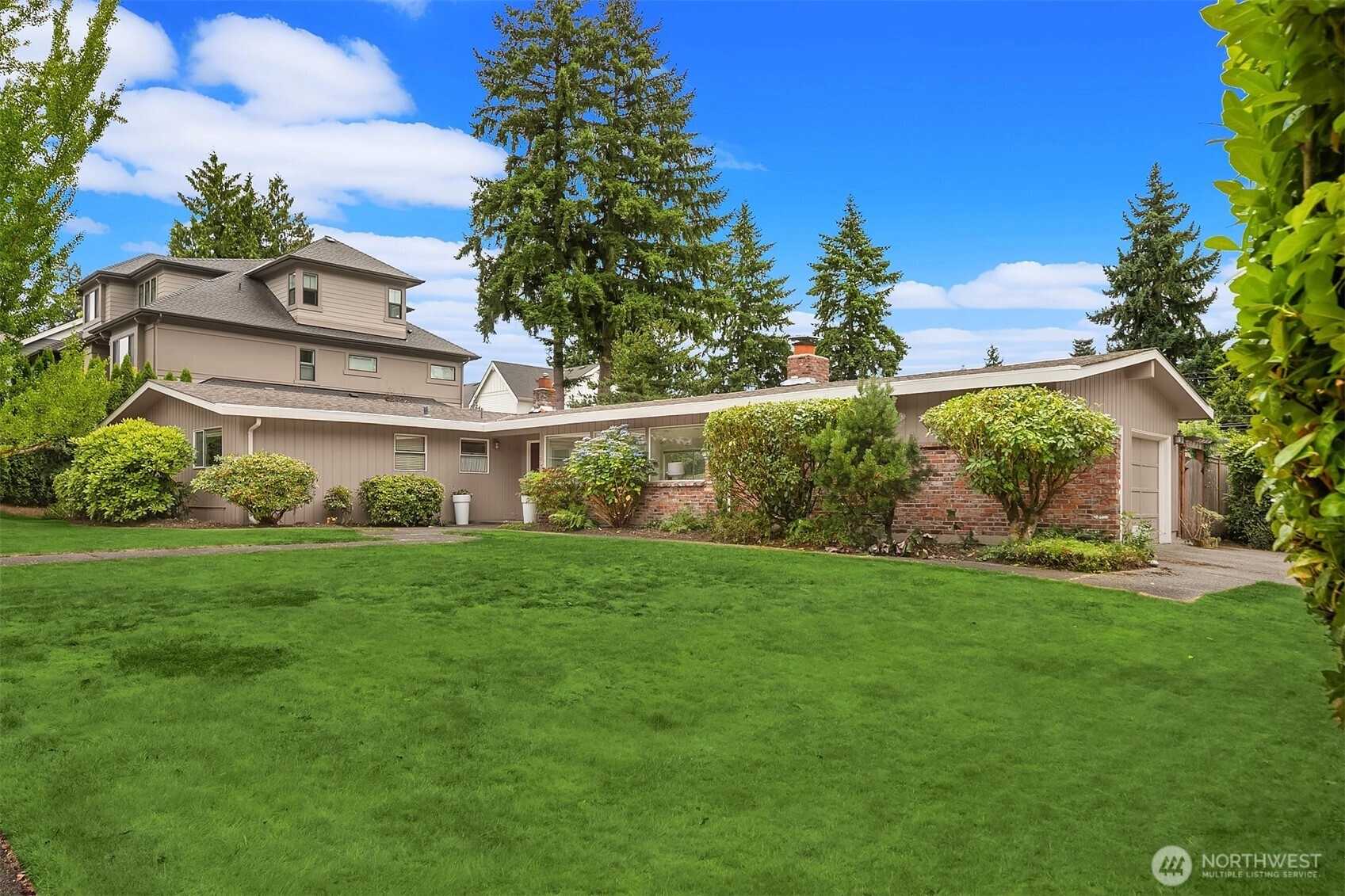 11005 SE 28th Pl Bellevue WA 98004