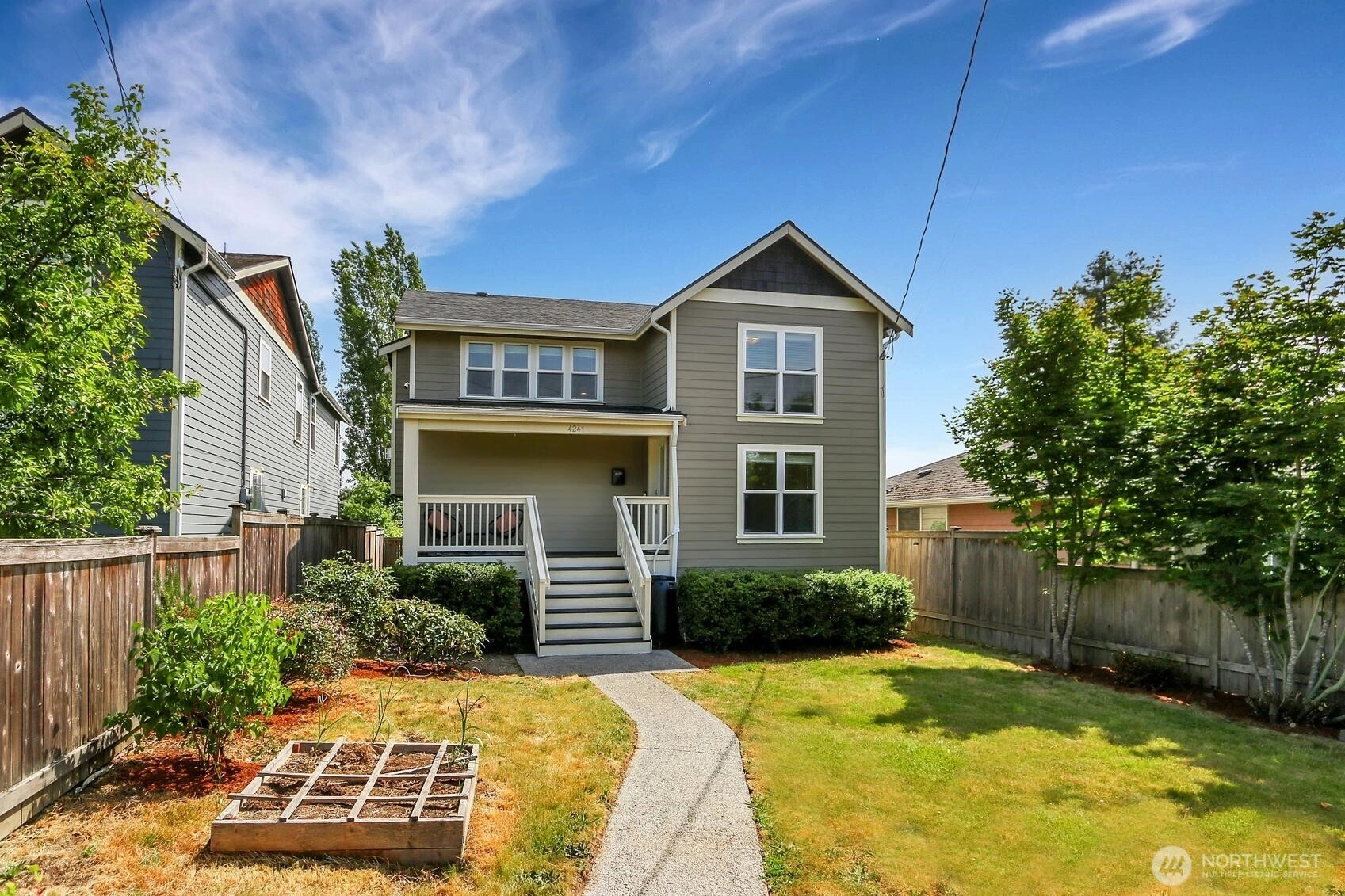 4241 S Eddy St Seattle WA 98118