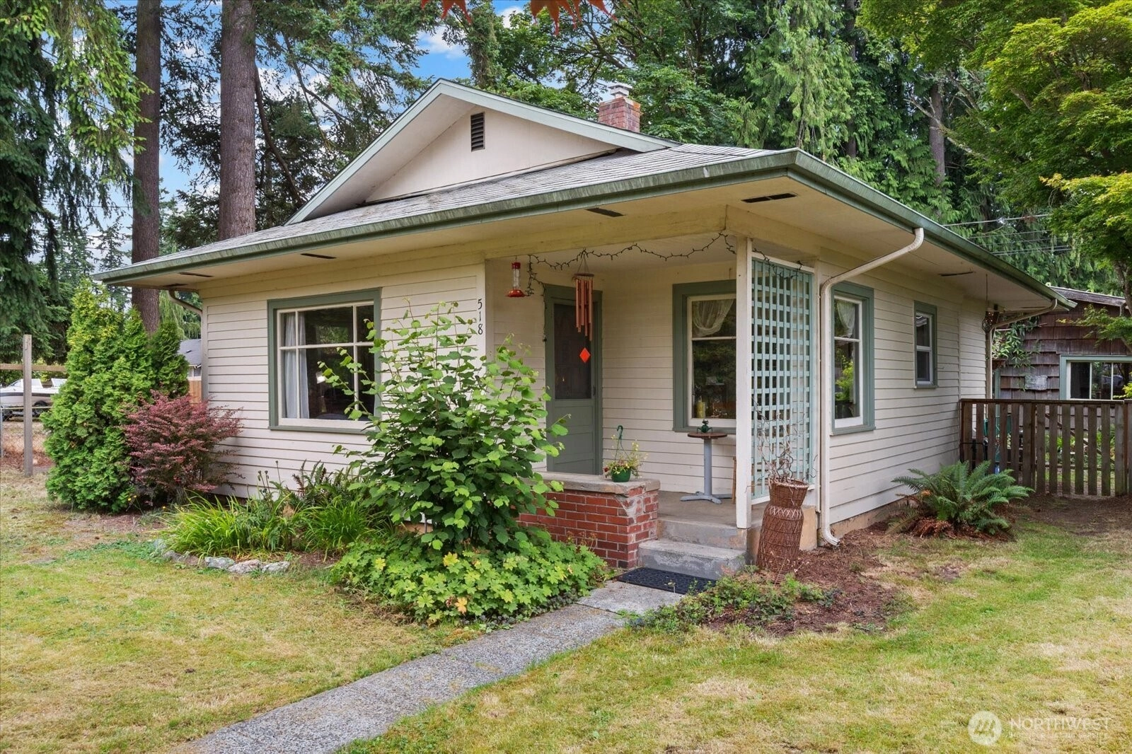 518 Hillcrest Dr Arlington WA 98223
