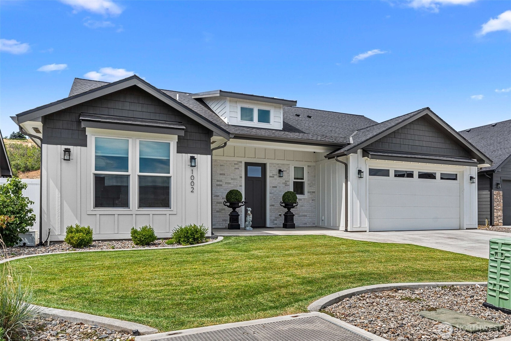 1002 Racine Springs Wenatchee WA 98801