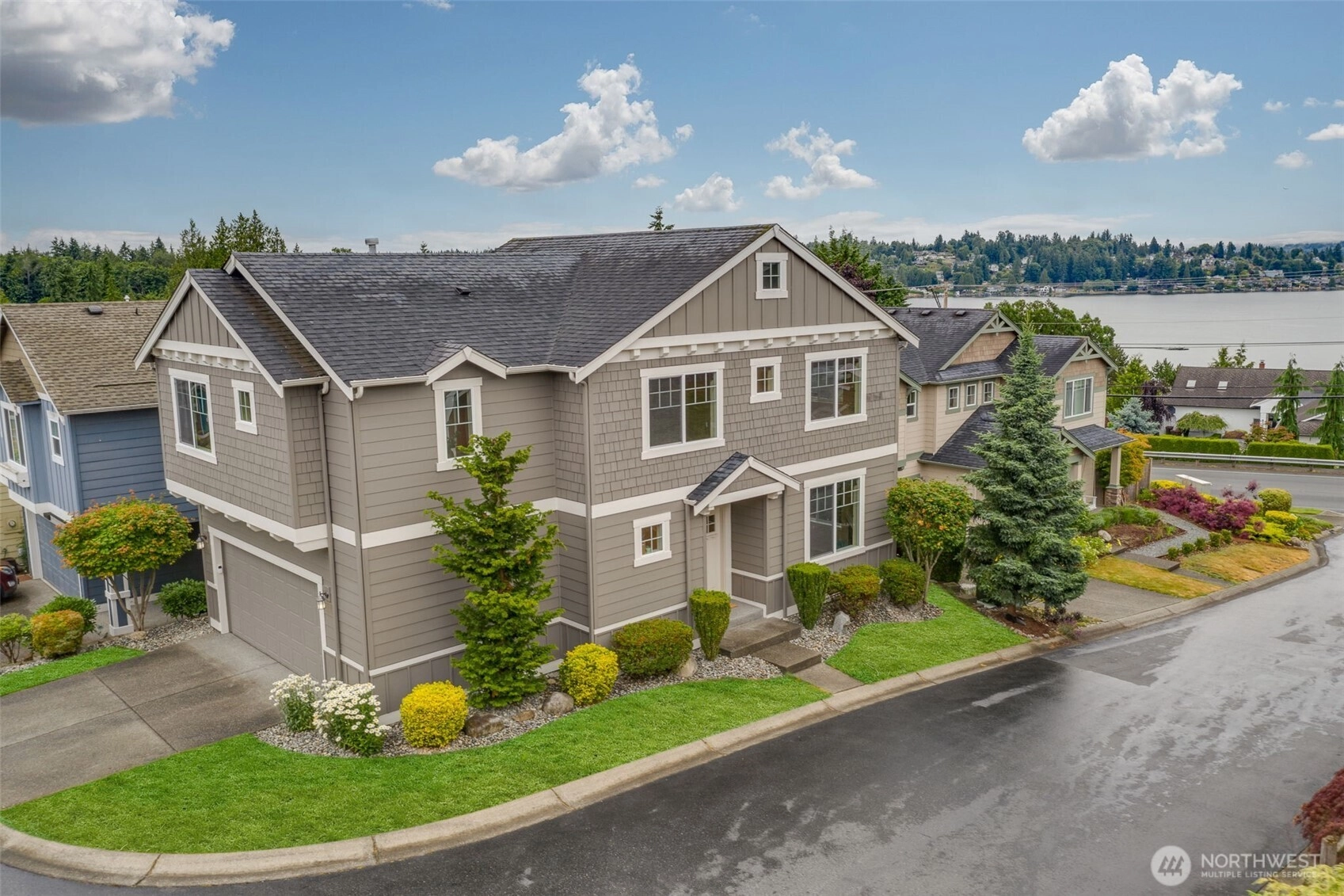 1227 93rd Dr NE Lake Stevens WA 98258