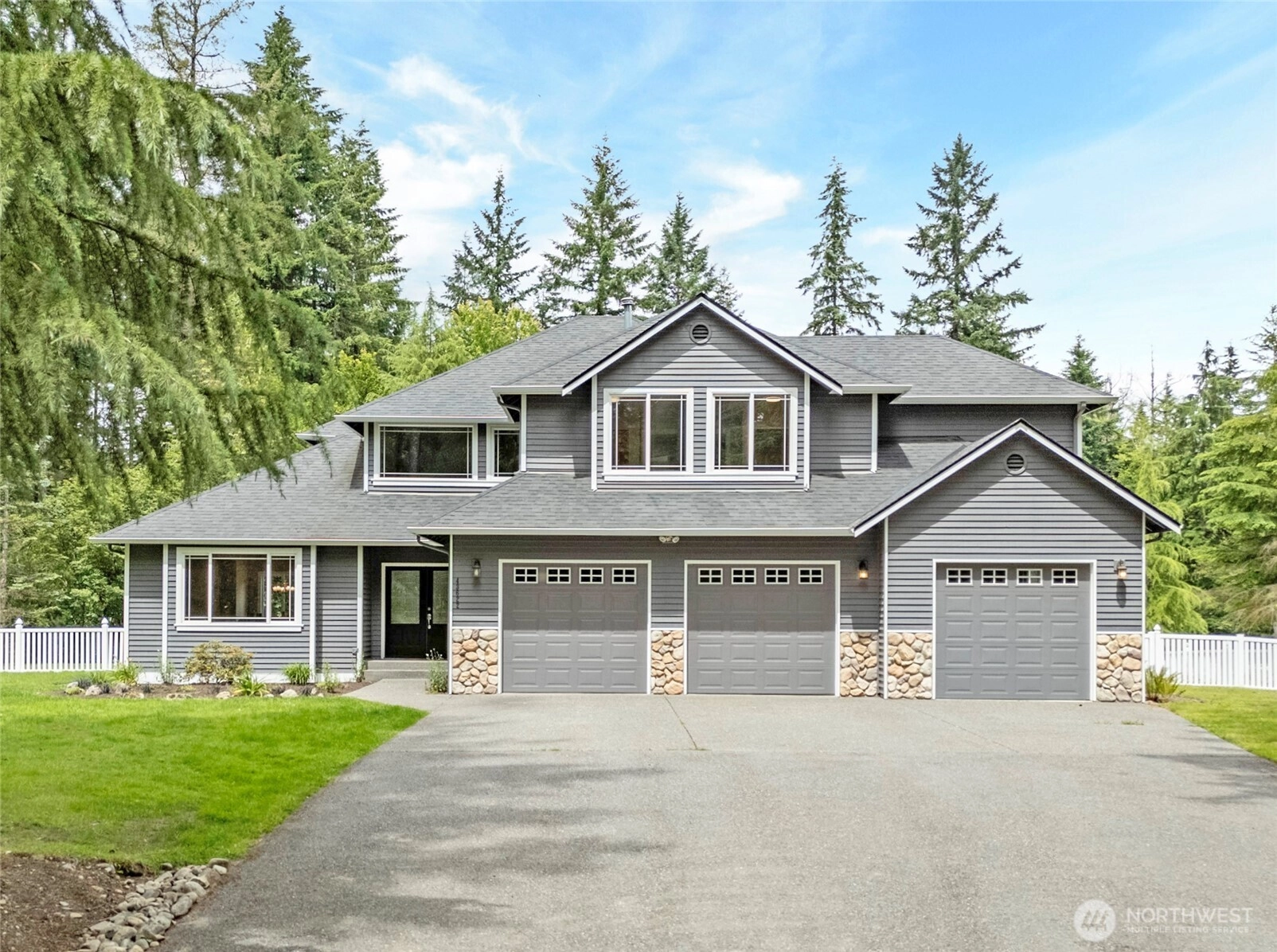 43622 SE 170th St North Bend WA 98045