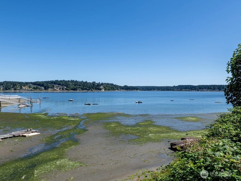 733 Fox Dr Fox Island WA 98333