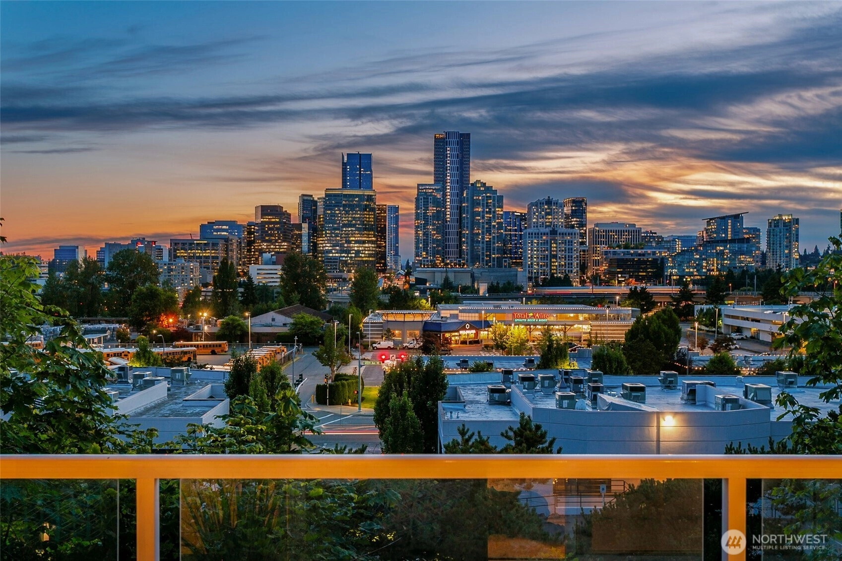701 122nd Ave NE Unit 207 Unit 207 Bellevue WA 98005