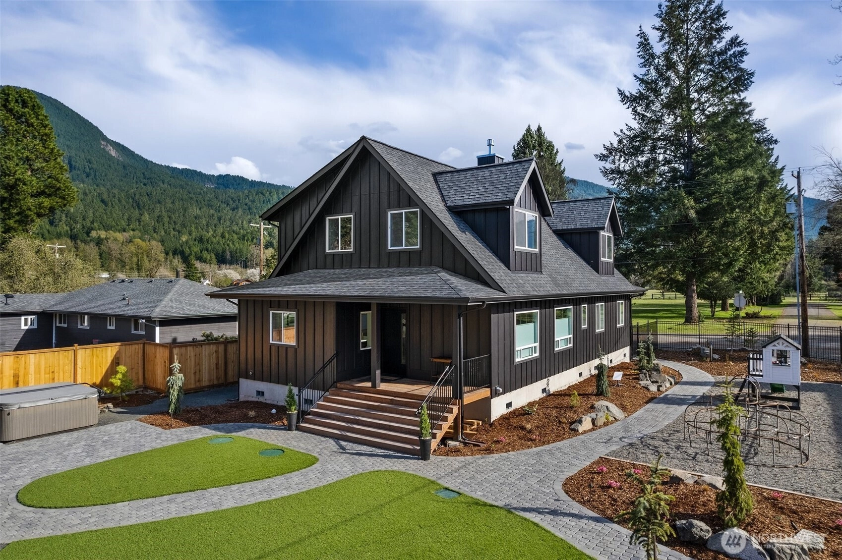 135 Main St E Packwood WA 98361