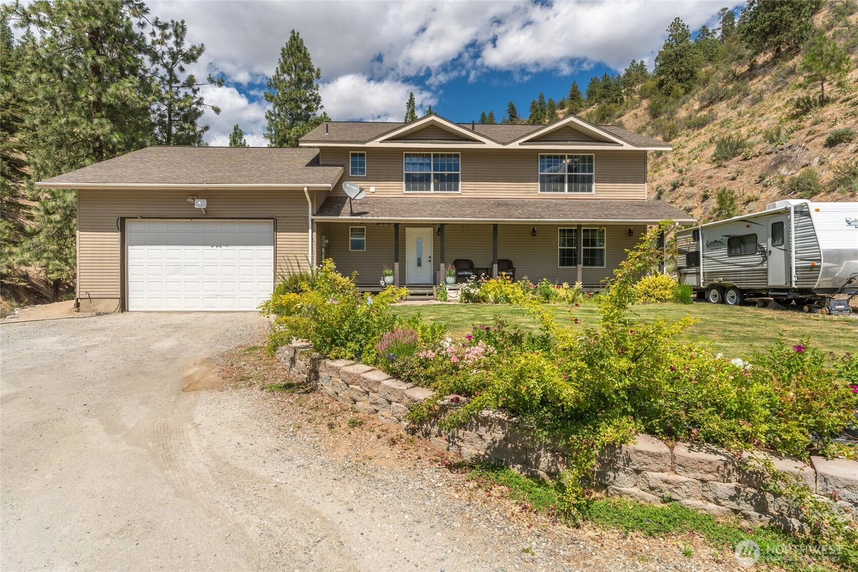 1020 Cagle Gulch Rd Unit  Chelan WA 98816