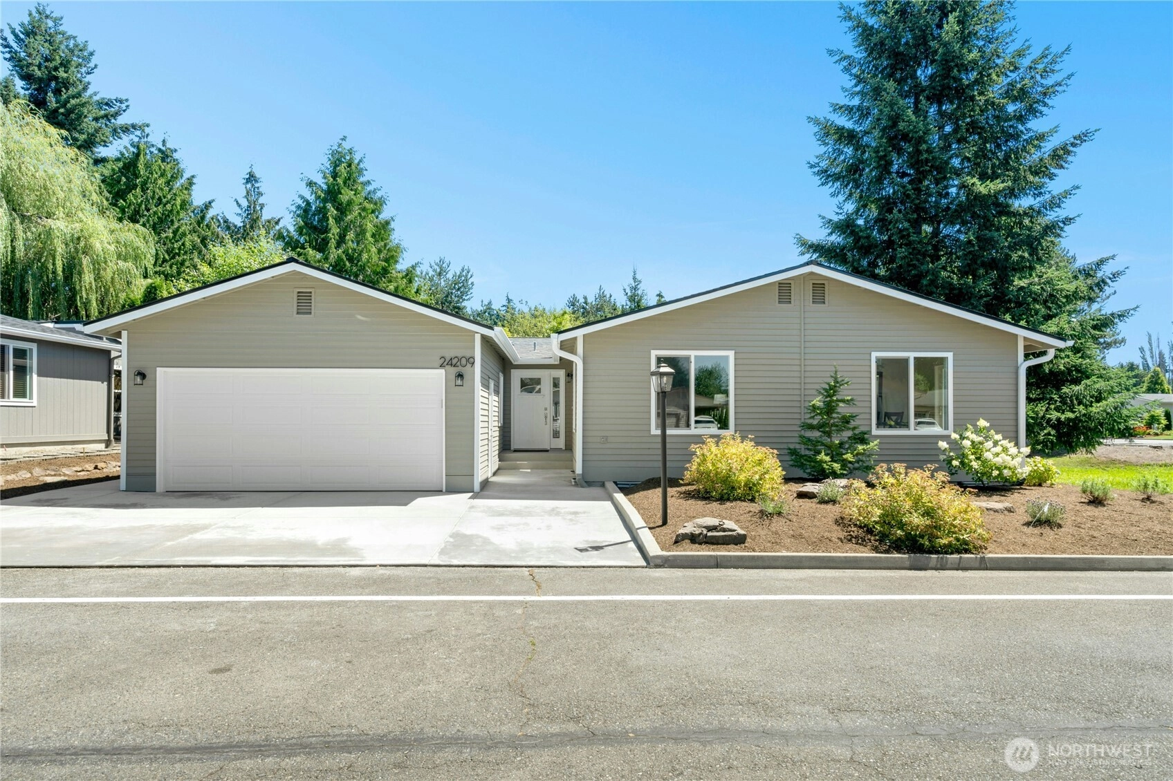 24209 10th Pl W Unit  Bothell WA 98021