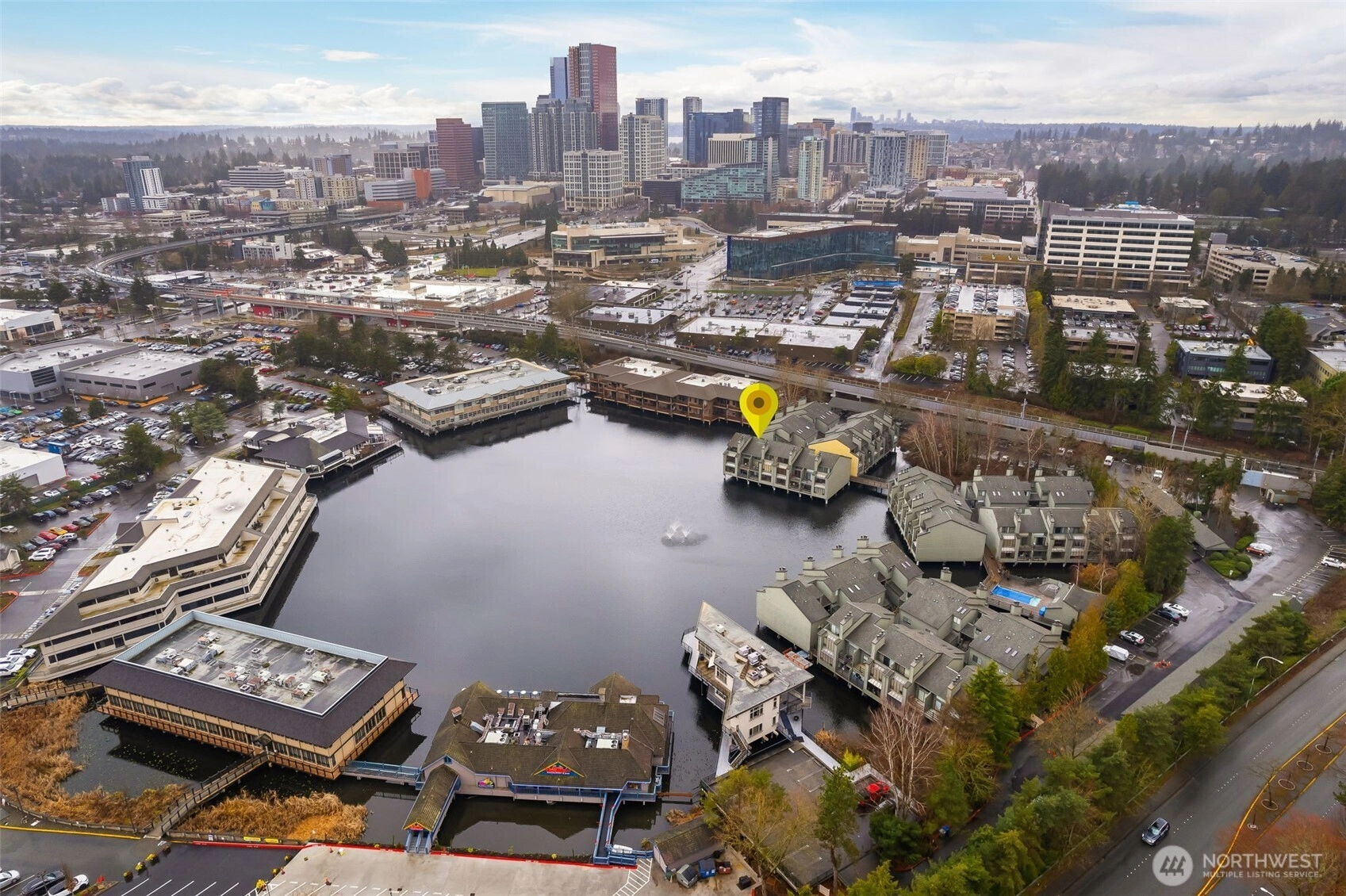 7 Lake Bellevue Dr Unit 208 Unit 208 Bellevue WA 98005