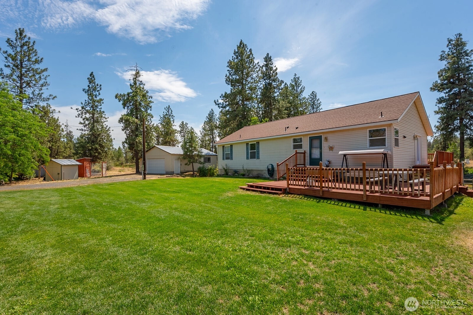 2207 W Depot Springs Rd Spangle WA 99031