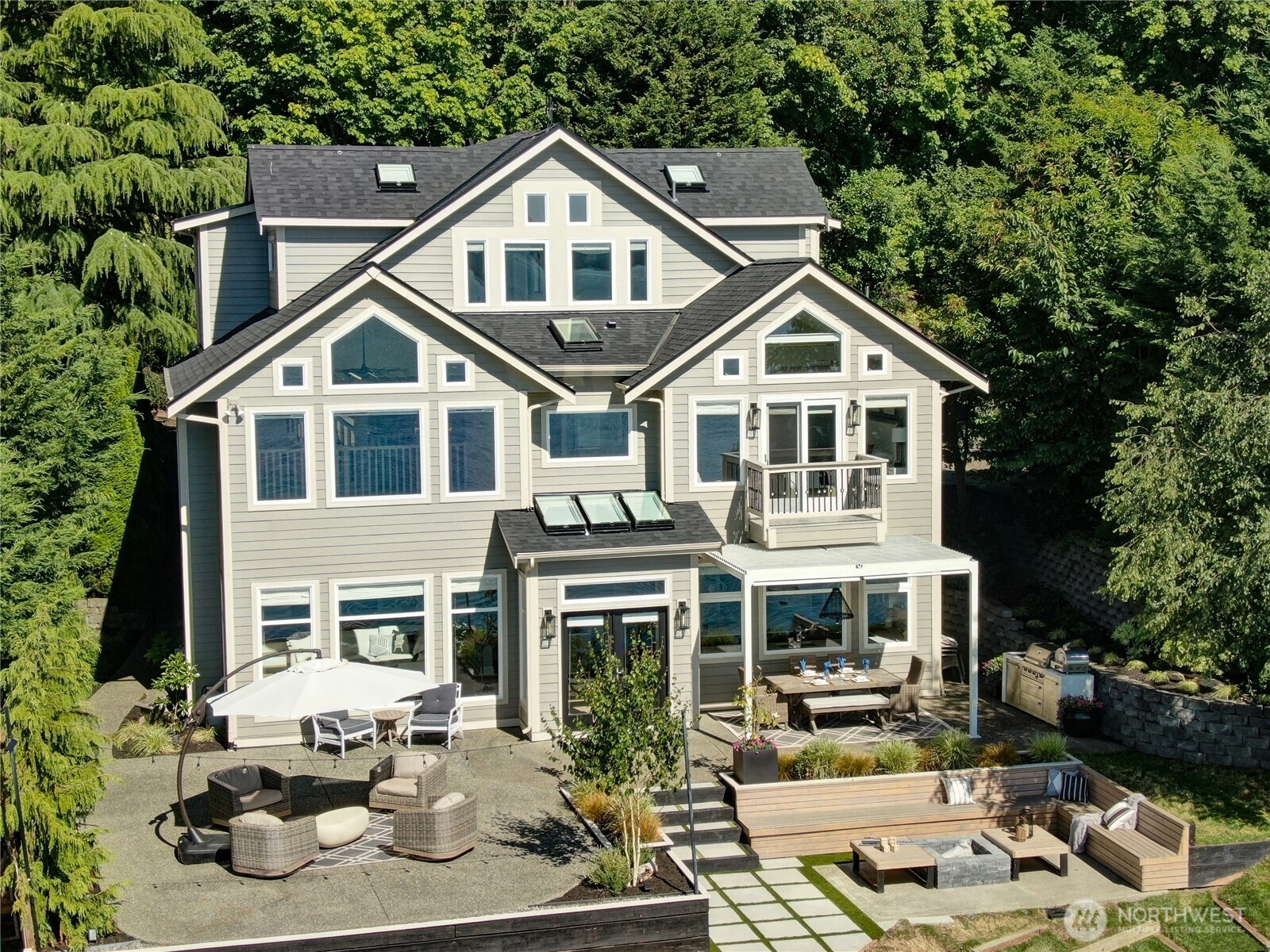 70 Island Blvd Fox Island WA 98333