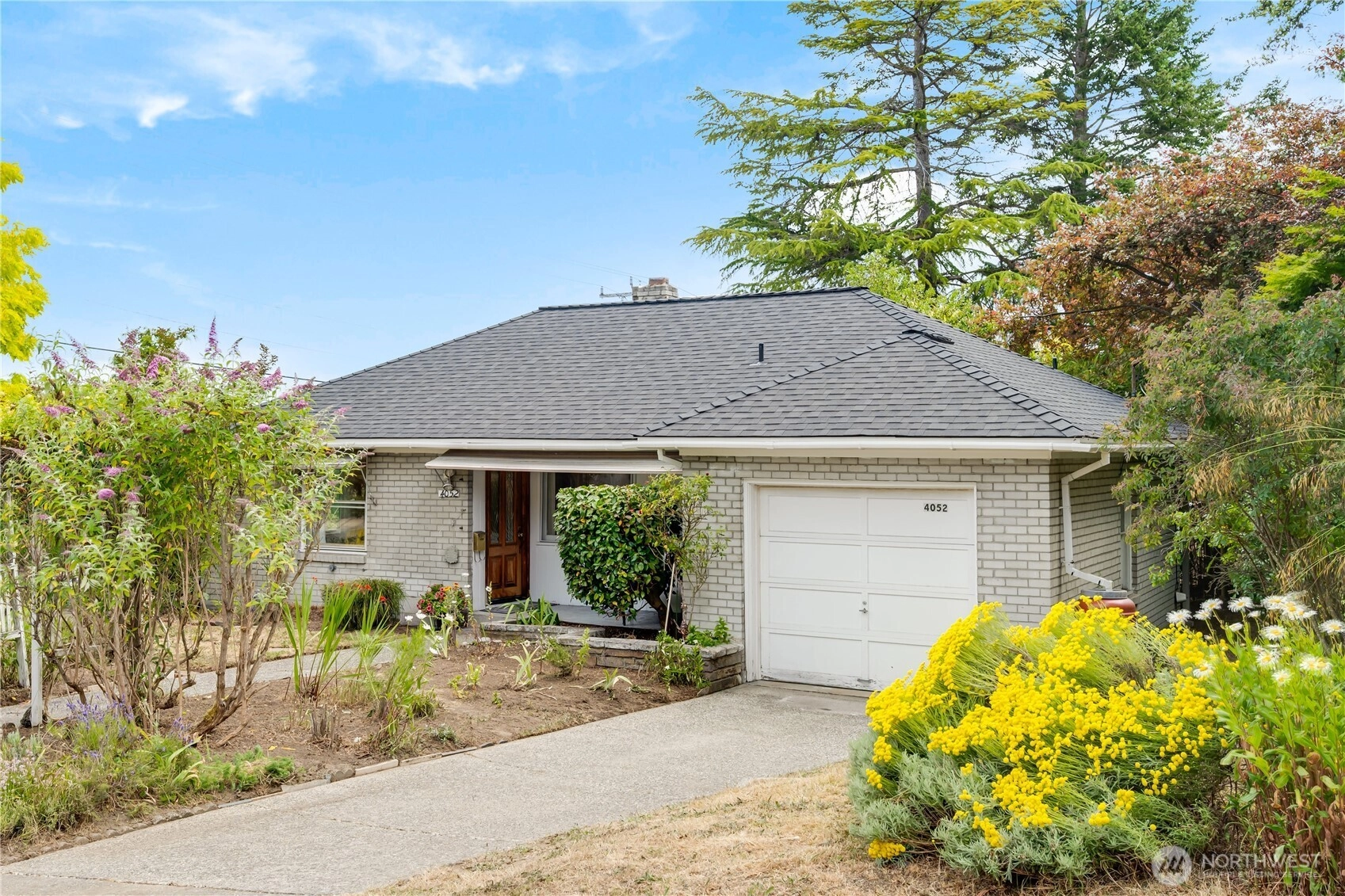 4052 Williams Ave W Seattle WA 98199
