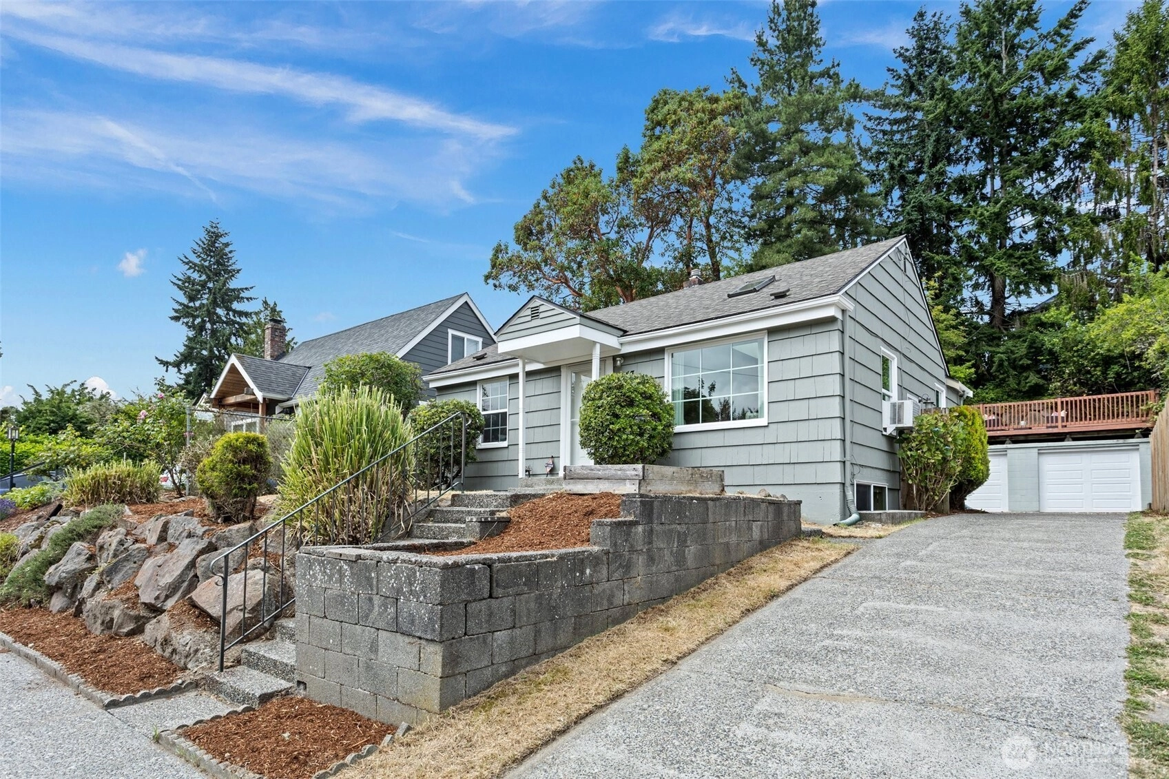 7147 29th Ave SW Unit  Seattle WA 98126