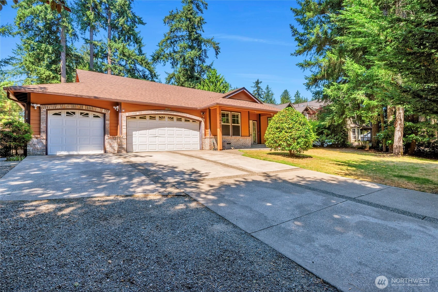 11402 83rd Ave SW Lakewood WA 98498
