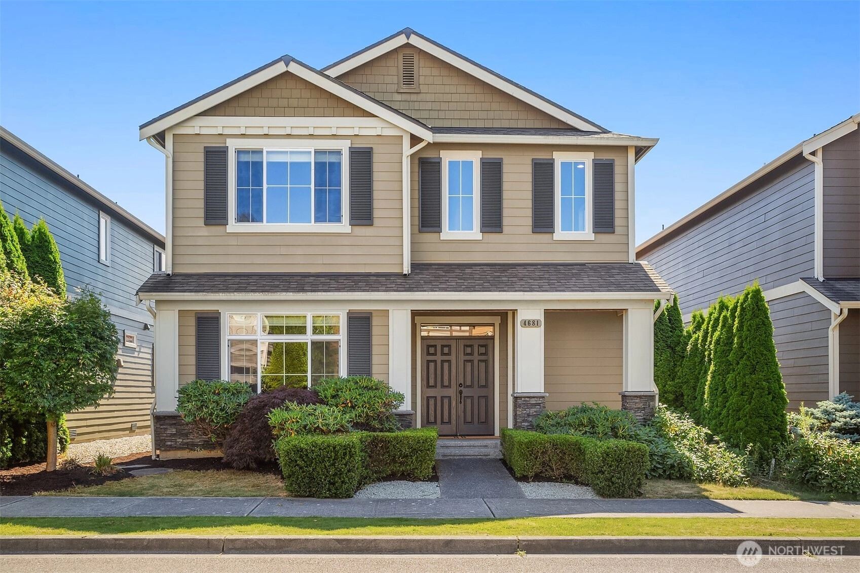 4681 Arbors Cir Unit  Mukilteo WA 98275
