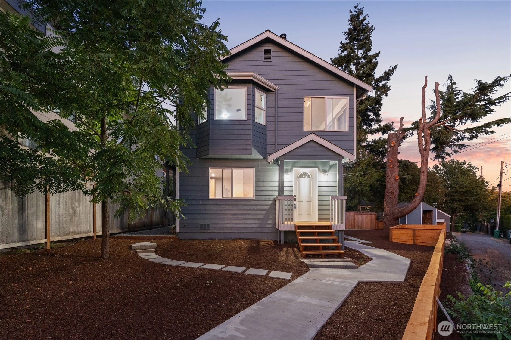 4812 33rd Ave NE Seattle WA 98105