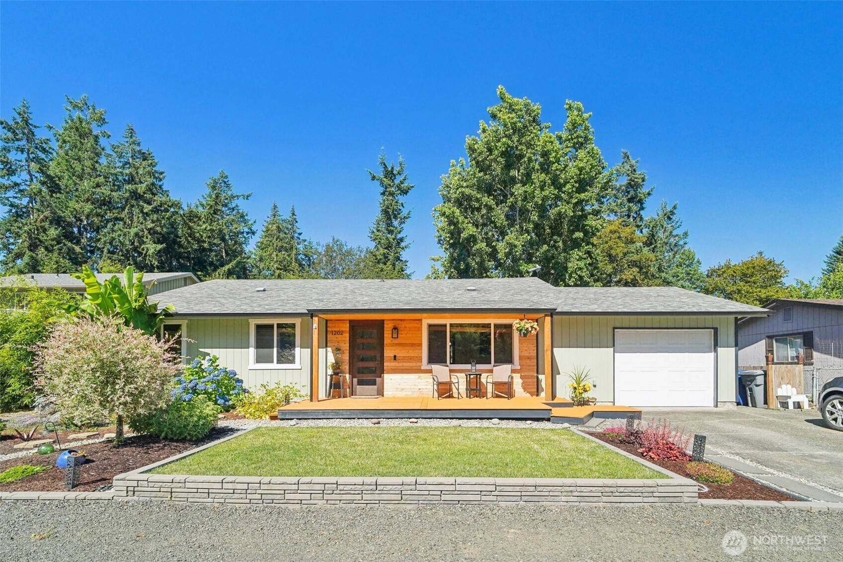 1202 Eleanor Ct Steilacoom WA 98388