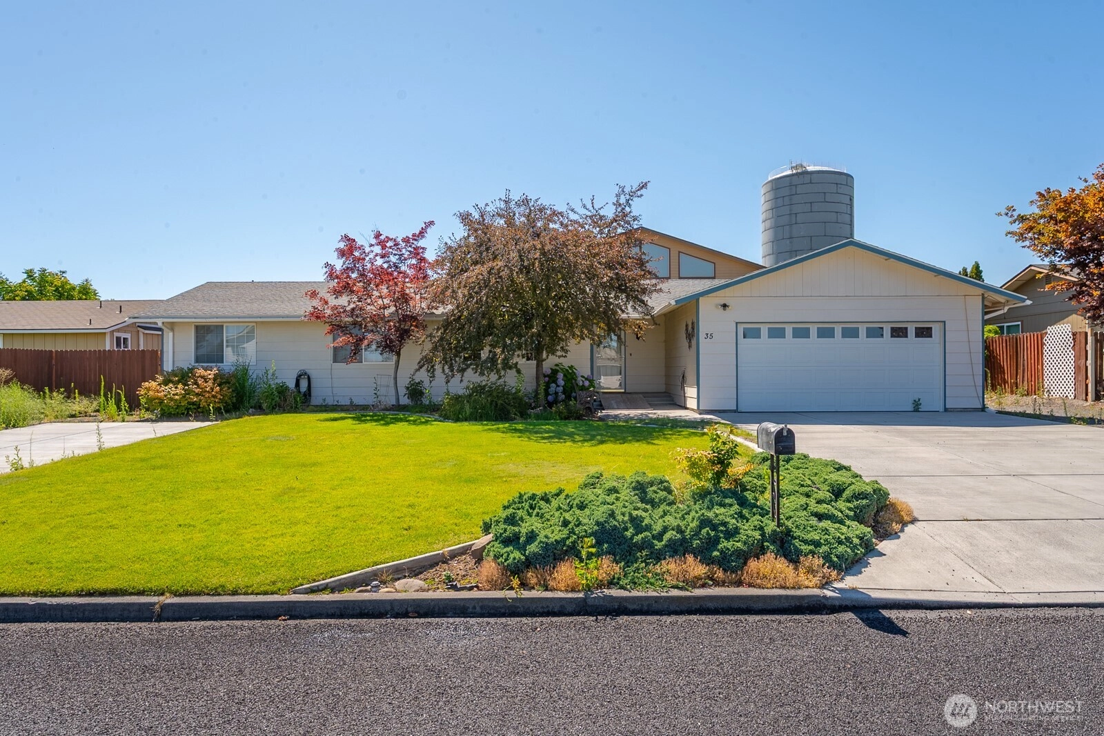 35 Ridge Dr Ephrata WA 98823