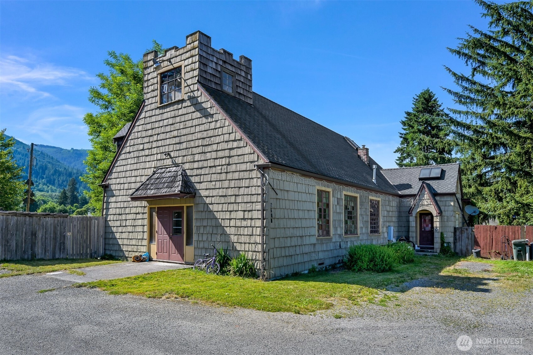 5290 Church Rd Deming WA 98220